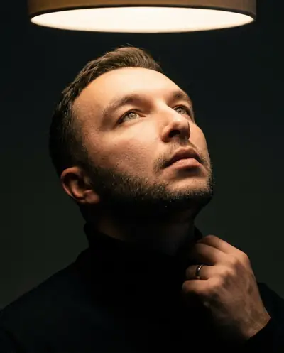 Примерка бороды нейросетью — «Под лампой в темноте»